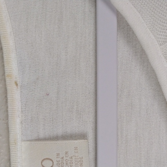 Chico's Cream Crochet Knit Tulle Overlay Round Neckline 3/4 Sleeve Pullover Top - Picture 10 of 12